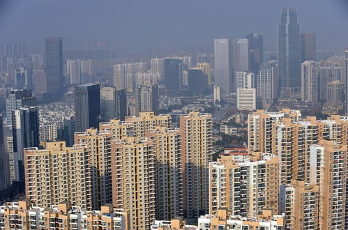 7月房地產(chǎn)貶值潮降臨，購(gòu)房者該不該買房？曹德旺暗示行業(yè)變革